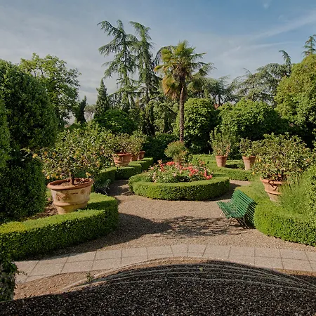 Villa Scacciapensieri Boutique Hotel-2